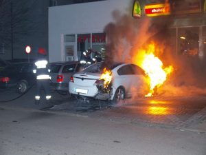 Spłonął samochód w Białogardzie.