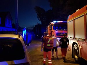 ZAWALIŁA SIĘ CZĘŚĆ STROPU PODCZAS IMPREZY URODZINOWEJ – JEDNA OSOBA RANNA