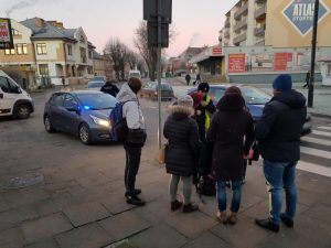 Potrącenie matki z dwójką dzieci na przejściu dla pieszych!