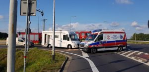 Wypadek na obwodnicy Karlina – zderzenie trzech pojazdów. W akcji śmigłowiec LPR.