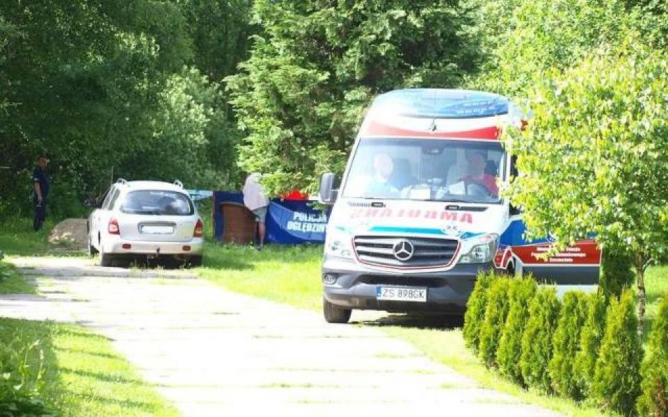 Dziecko utonęło w studni. Zarzuty usłyszeli rodzice!