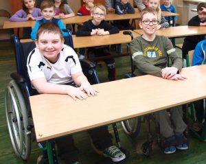 ZBIERAMY PLASTIKOWE NAKRĘTKI DLA CHŁOPCÓW