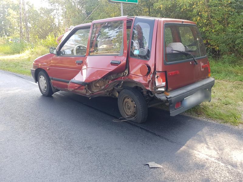 Wypadek drogowy pod Karlinem – 5 osób rannych.