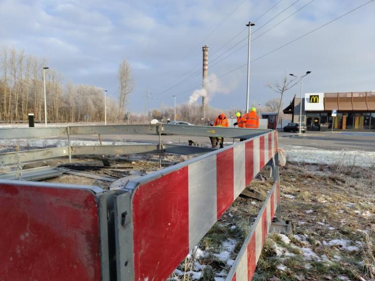 Budowa przejścia dla pieszych w okolicy restauracji McDonald’s