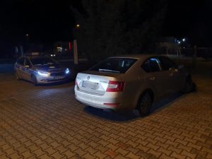 Policjanci odzyskali skradzioną Skodę – 23 latek trafił do aresztu.